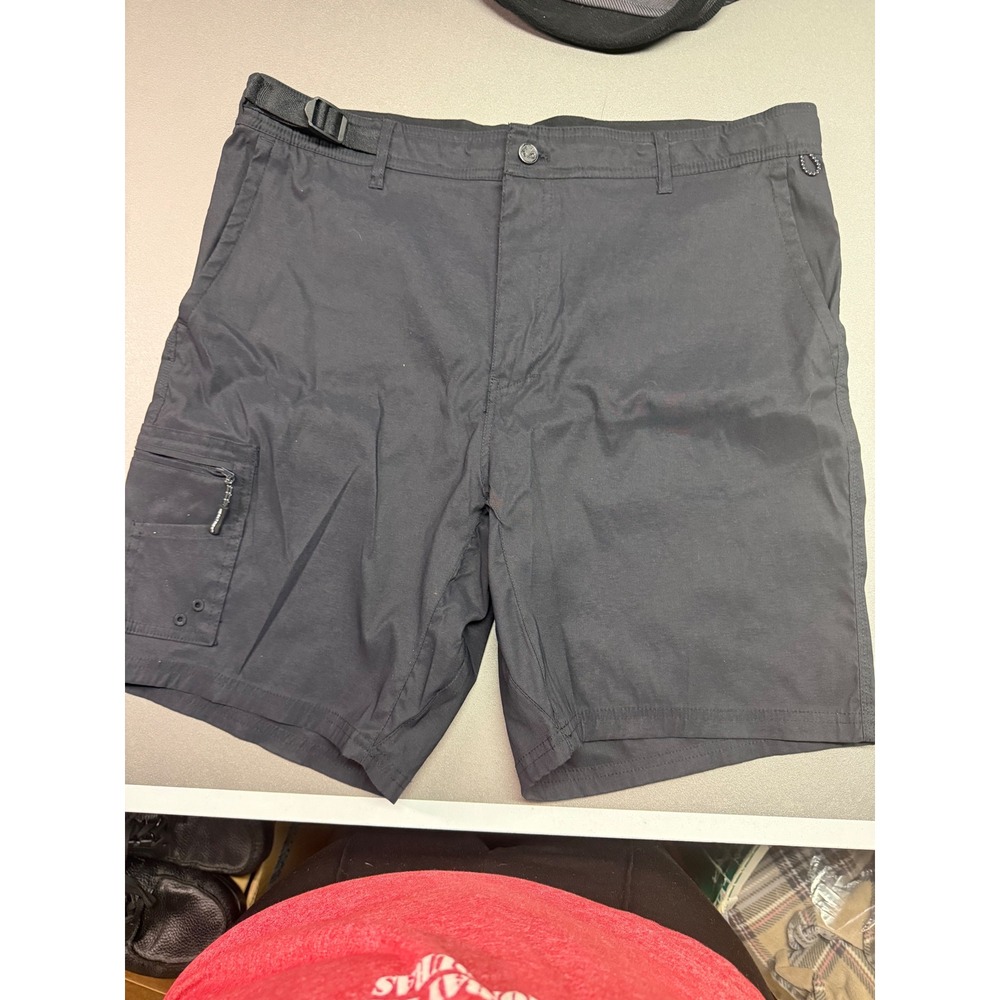 Realtree Fishing Mens Black Performance Cargo Short Size L 36/38 Adjustable Belt